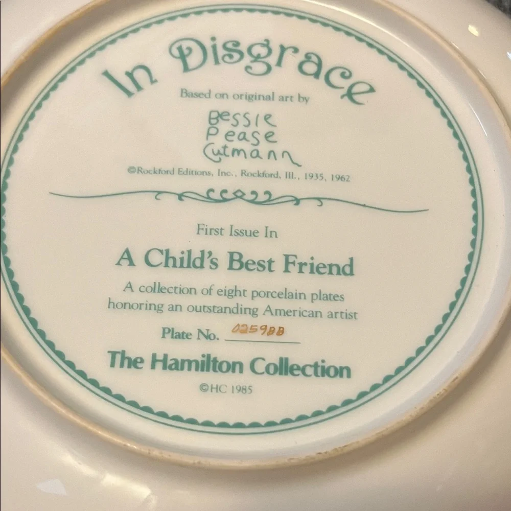 Hamilton Collection Decorative Plate - Picture 3 of 3